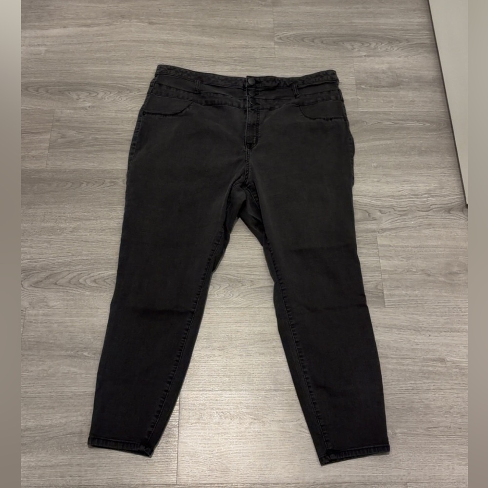 Refuge Women's Black Skinny Jeans